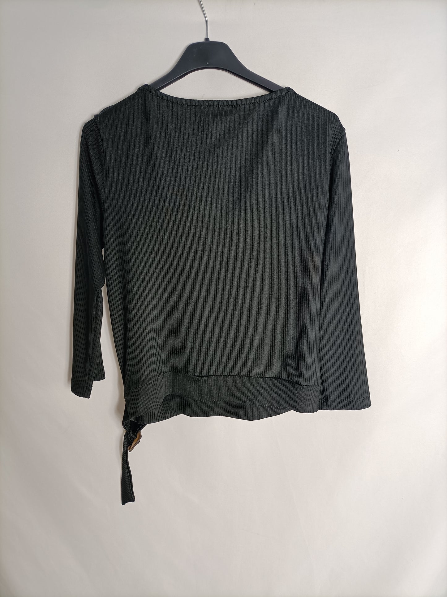 LOLITO. Black stretch ribbed top TU(S)