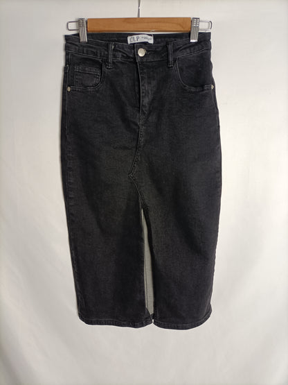 CLP. Falda midi negra T.u(34)