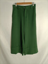 STRADIVARIUS. Pantalón ancho verde culotte T.36