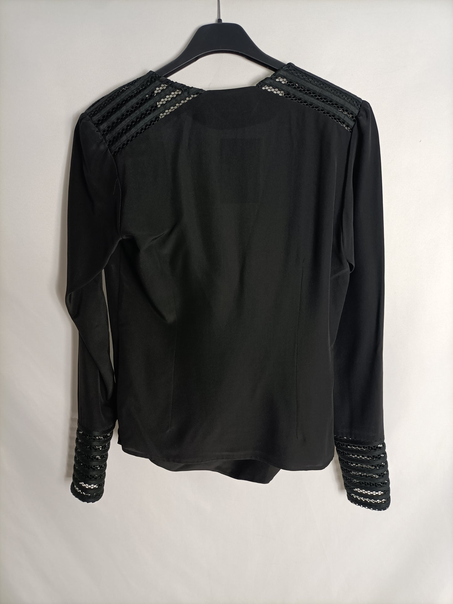 VANDERWILDE.Cross-neck top S.36