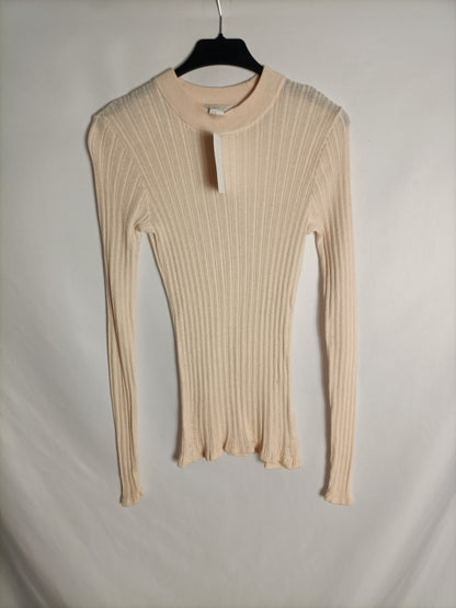H&amp;M. Fine ribbed sweater TS