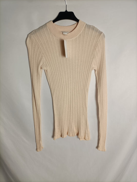 H&amp;M. Fine ribbed sweater TS