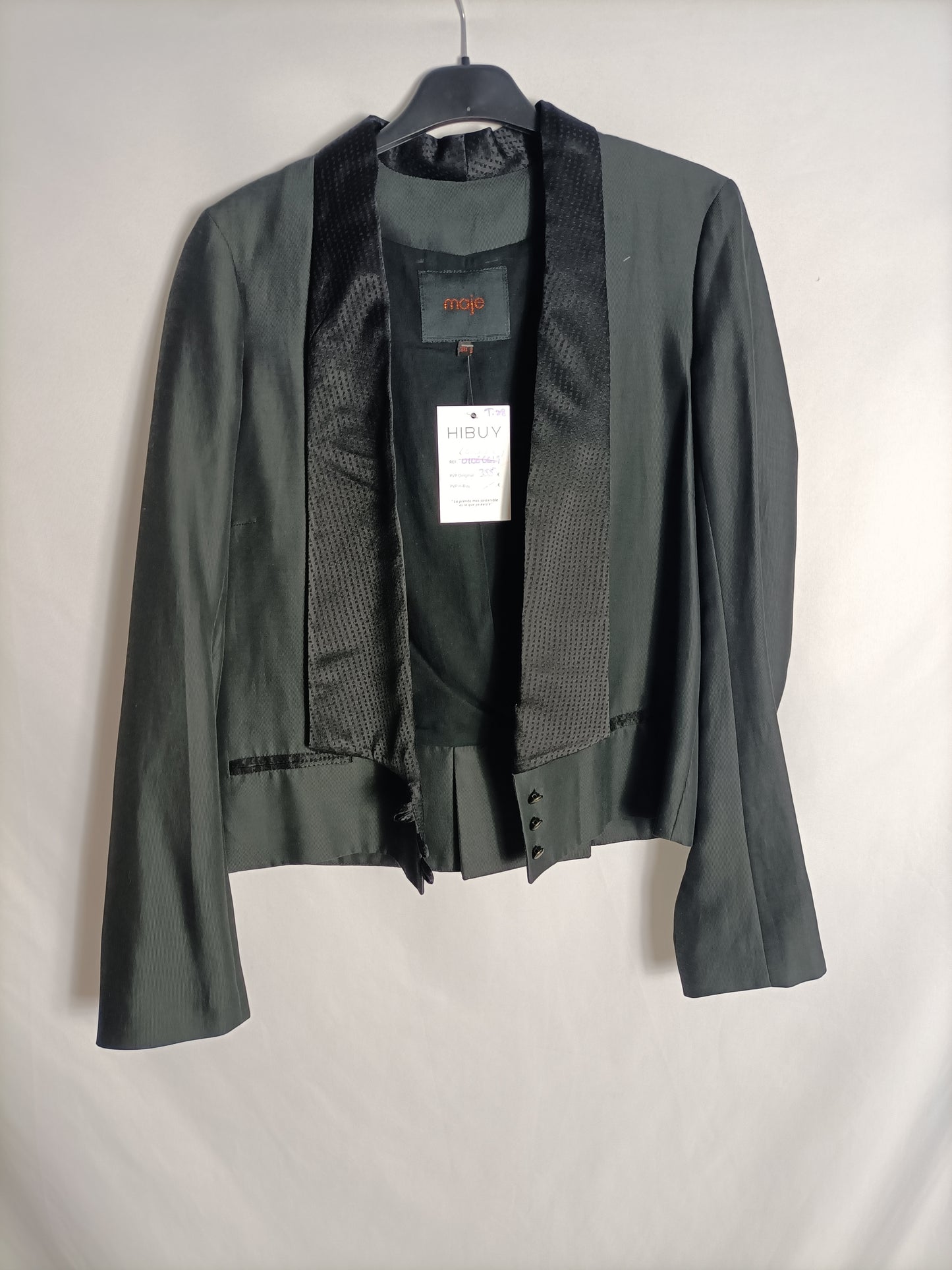 MAJE. Short black blazer, size 38