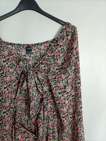 SHEIN. Vestido negro flores T.m