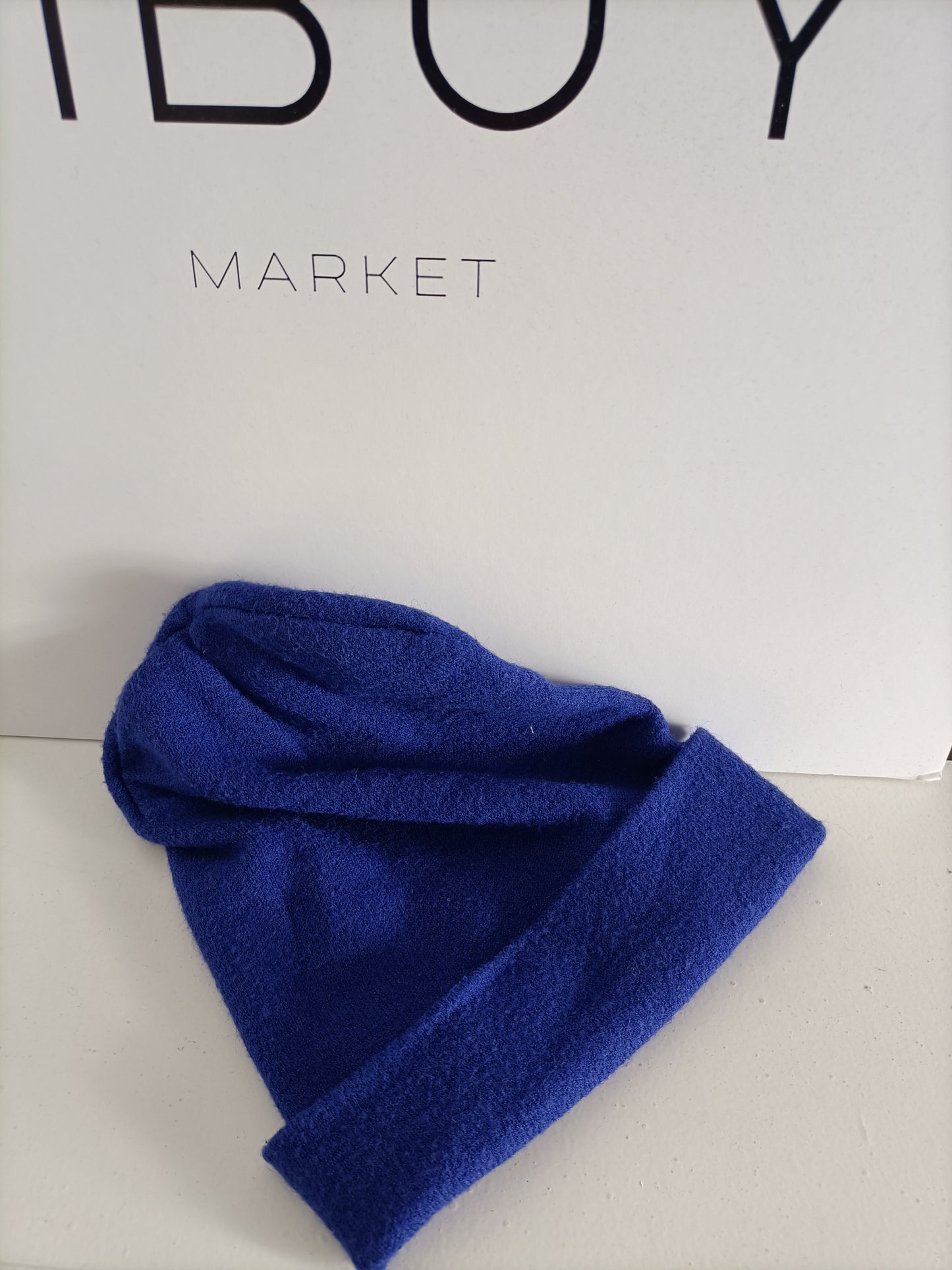 PRIMARK. Blue hat