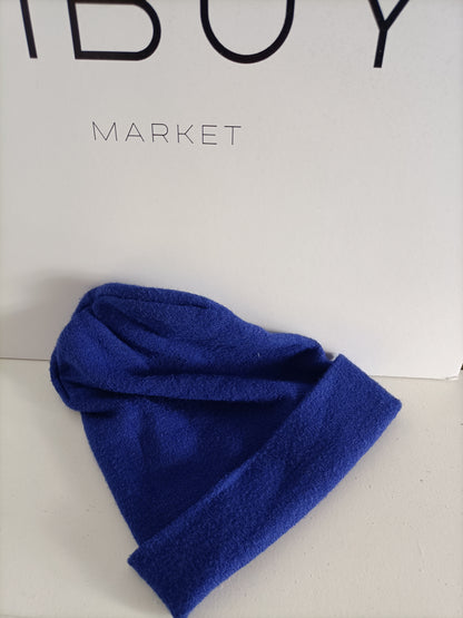 PRIMARK. Blue hat