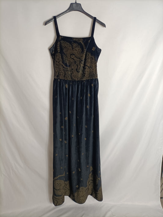 SUN FASHION. Black velvet Tu(l) dress