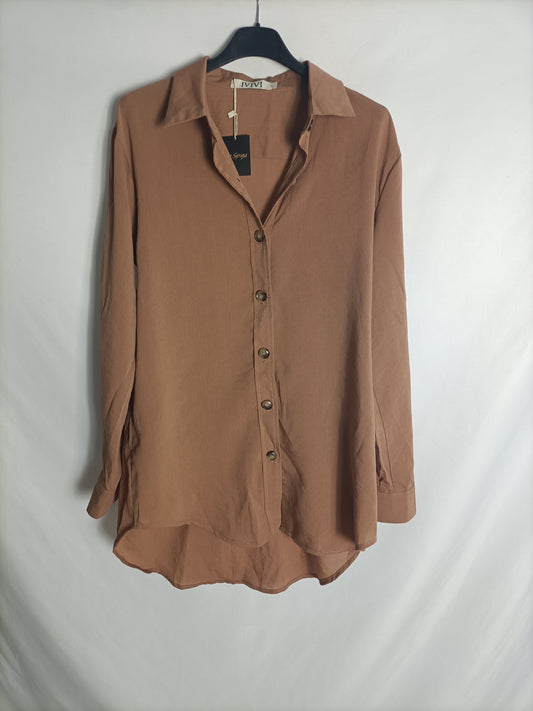 IVIVI. Camel button-down blouse Tl