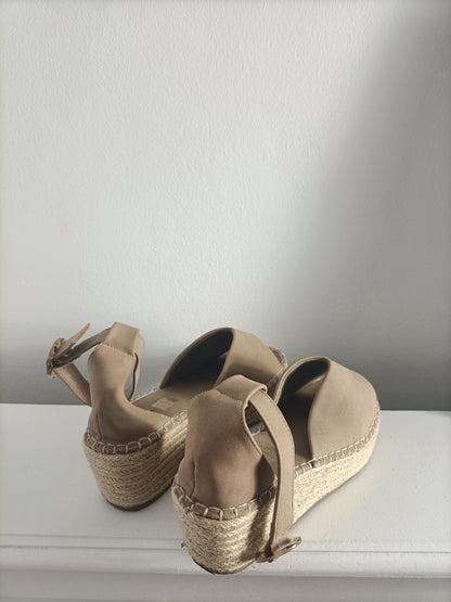 WOMEN'SECRET. Alpargatas beige T.40