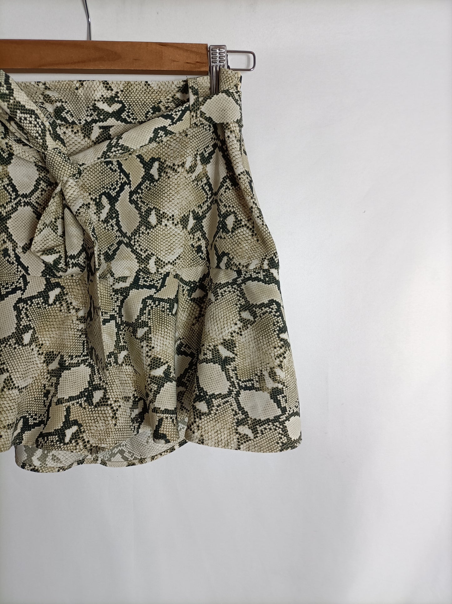 ZARA. Falda/pantalón print T.s