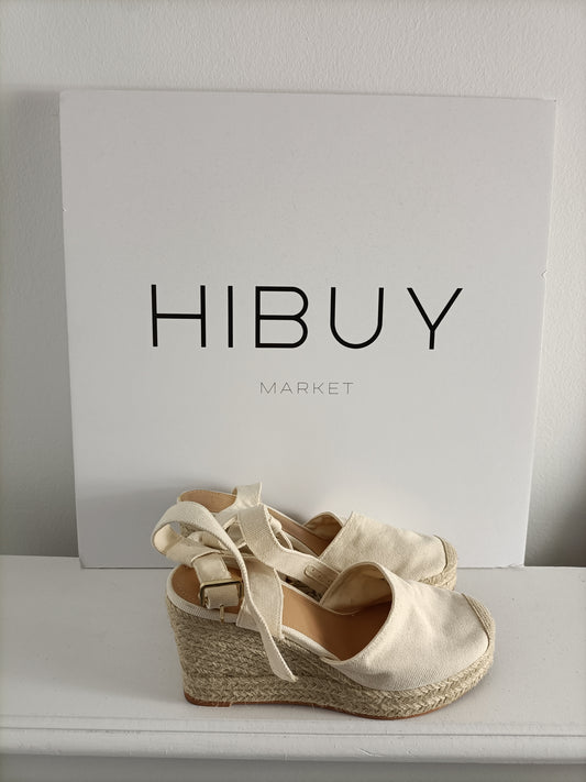 H&M. Cuñas blancas lona T.38