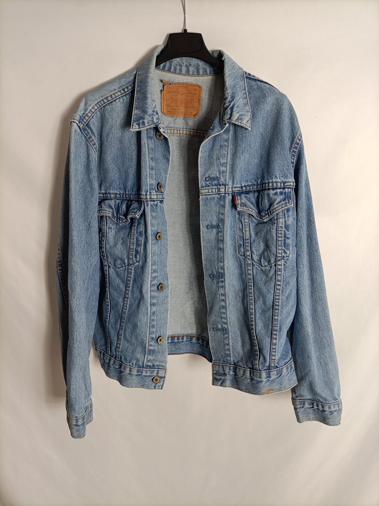 LEVI'S. Cazadora denim vintage T.42