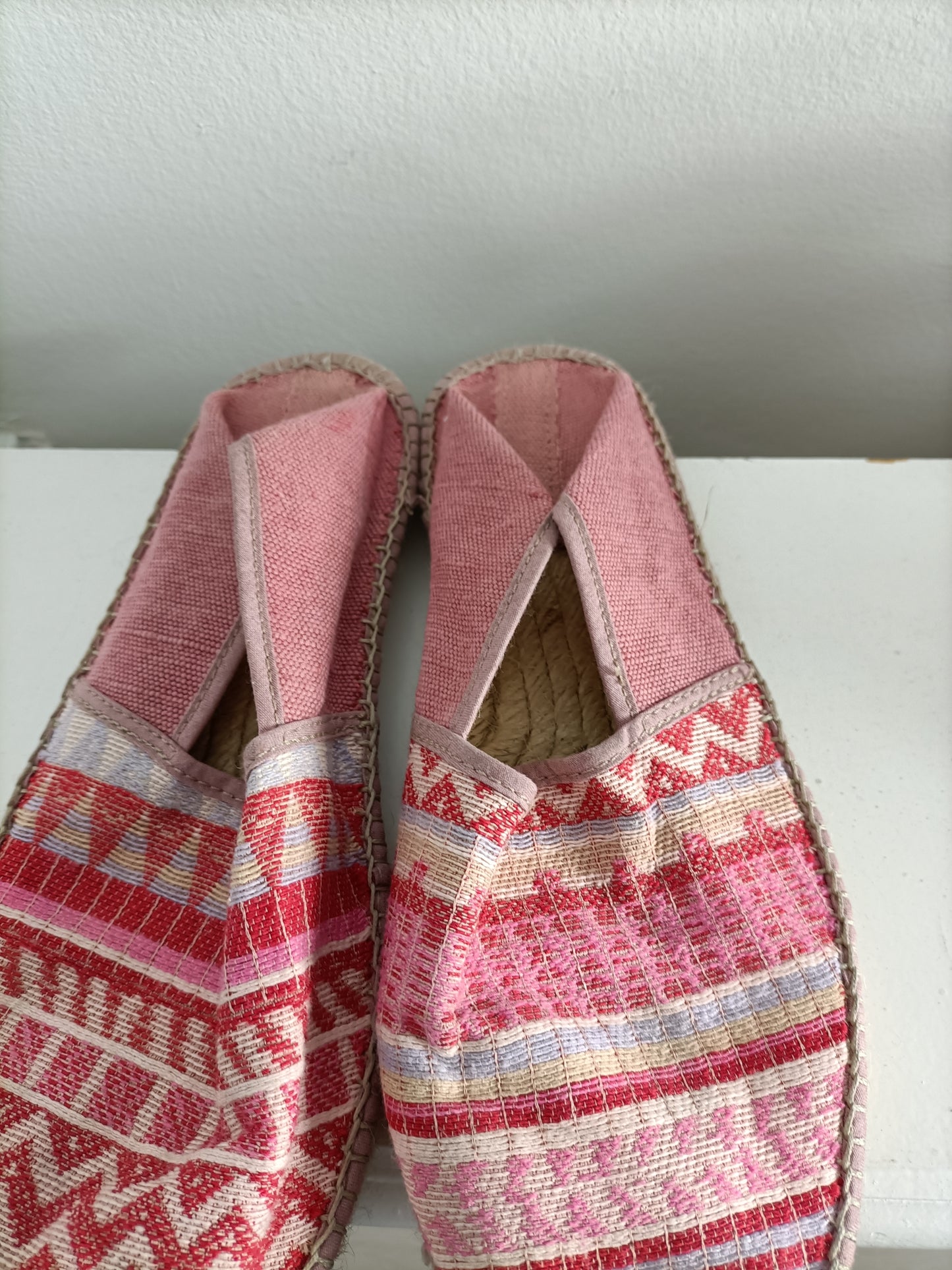 OTHERS. Ethnic espadrilles size 38