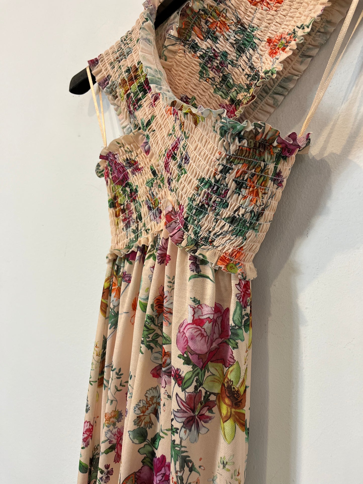 ZARA. Honeycomb neckline dress. TS