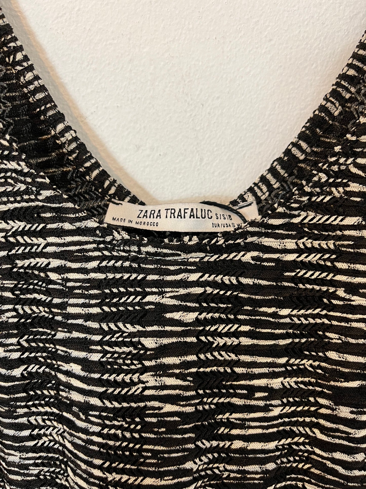 ZARA. Vestido midi flecos. T S