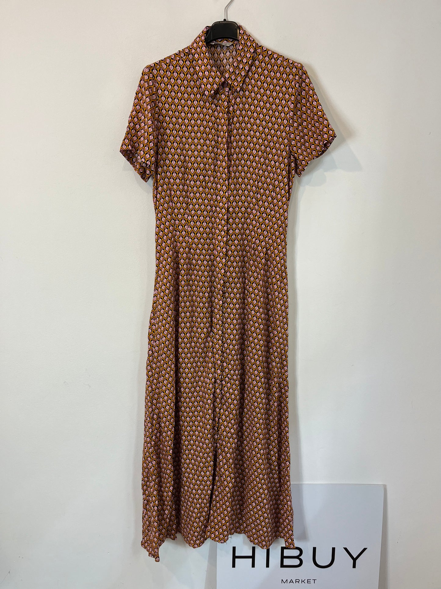 STRADIVARIUS. Vestido camisero estampado geométrico. T M