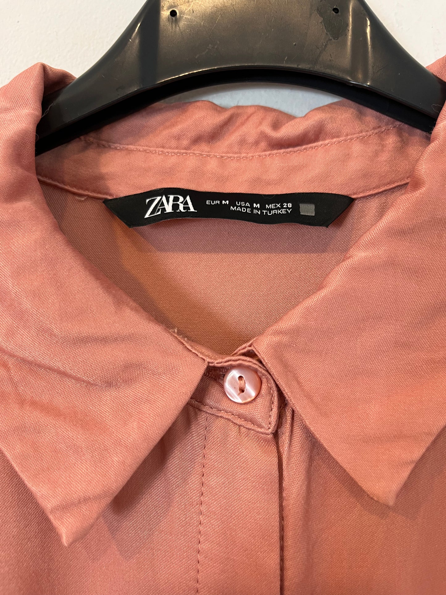 ZARA. Vestido corto rosa claro. T M