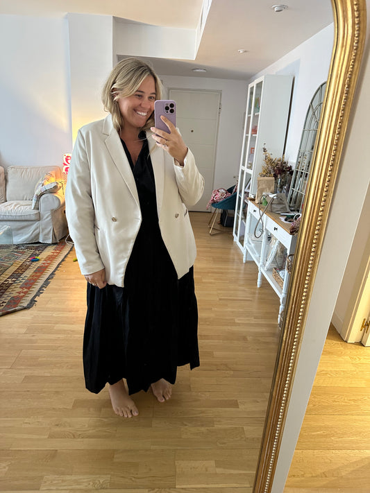 MANGO. Blazer beige T.54