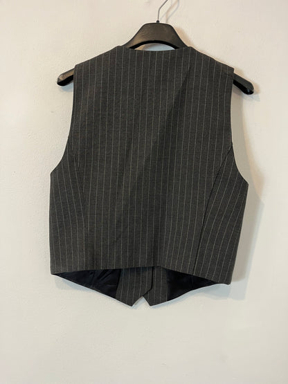 ZARA. Chaleco gris raya diplomática. T S