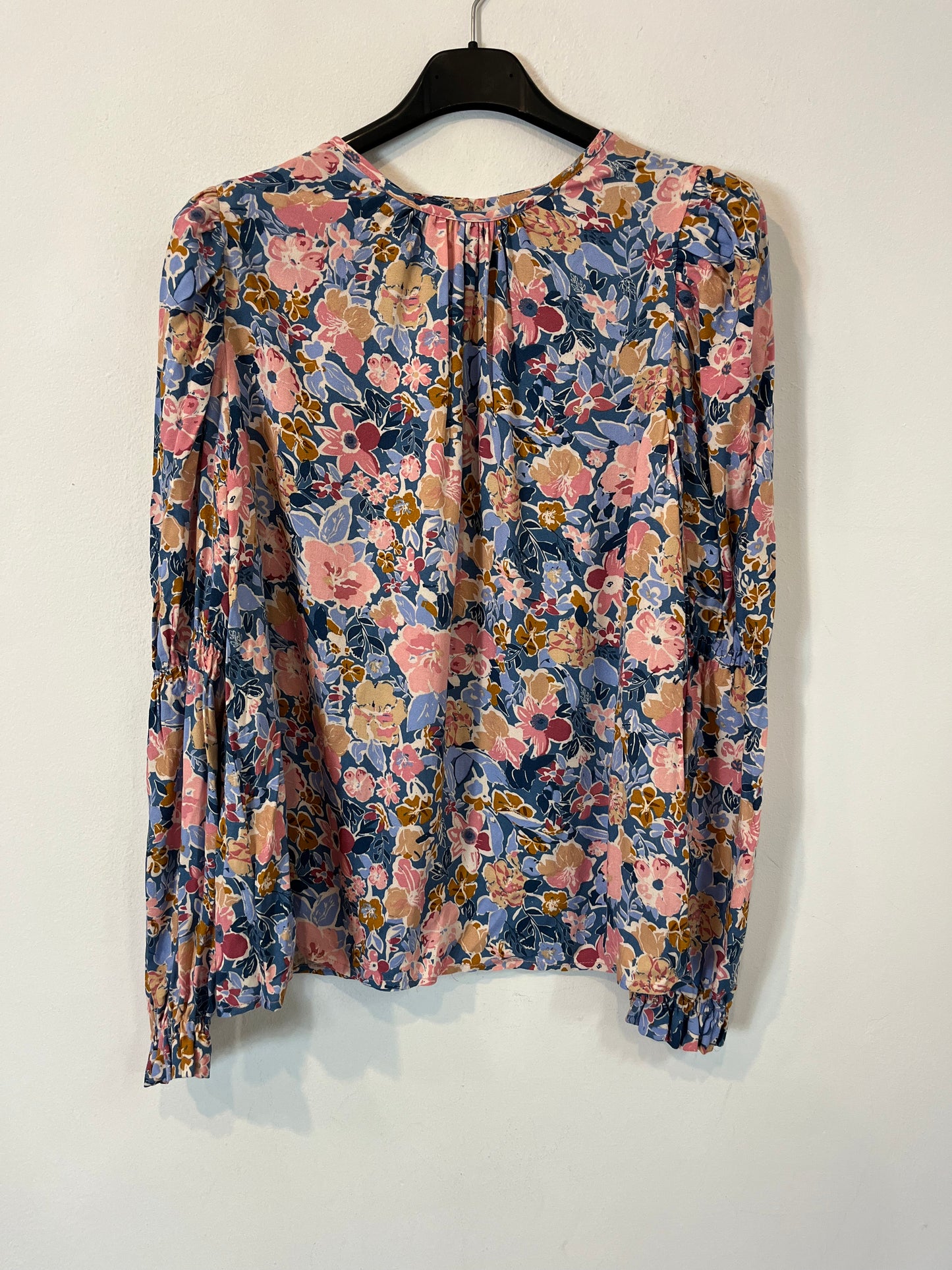 OTHER. Floral print blouse with shoulder detail. TS