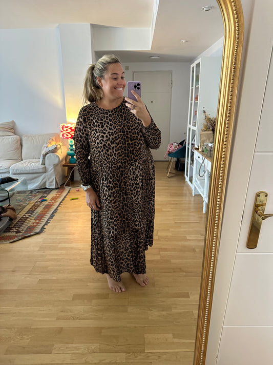 H&M. Vestido animal print  T.2xl