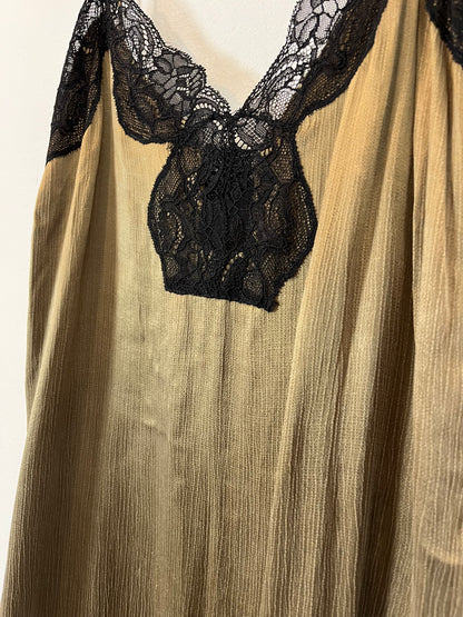 ZARA. Top lencero verde encaje. T M