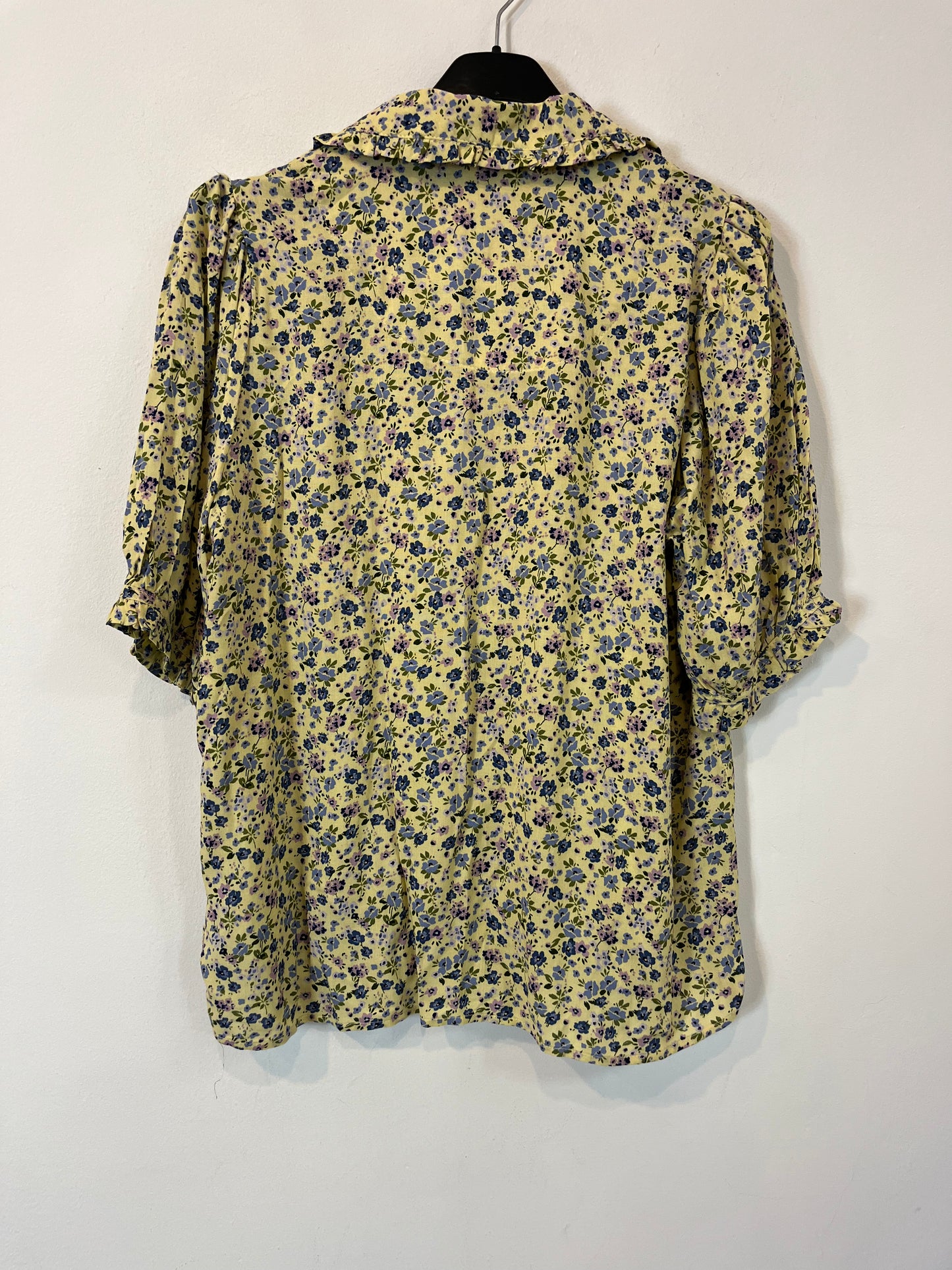 OTRAS. Blusa flores mini azules. T S