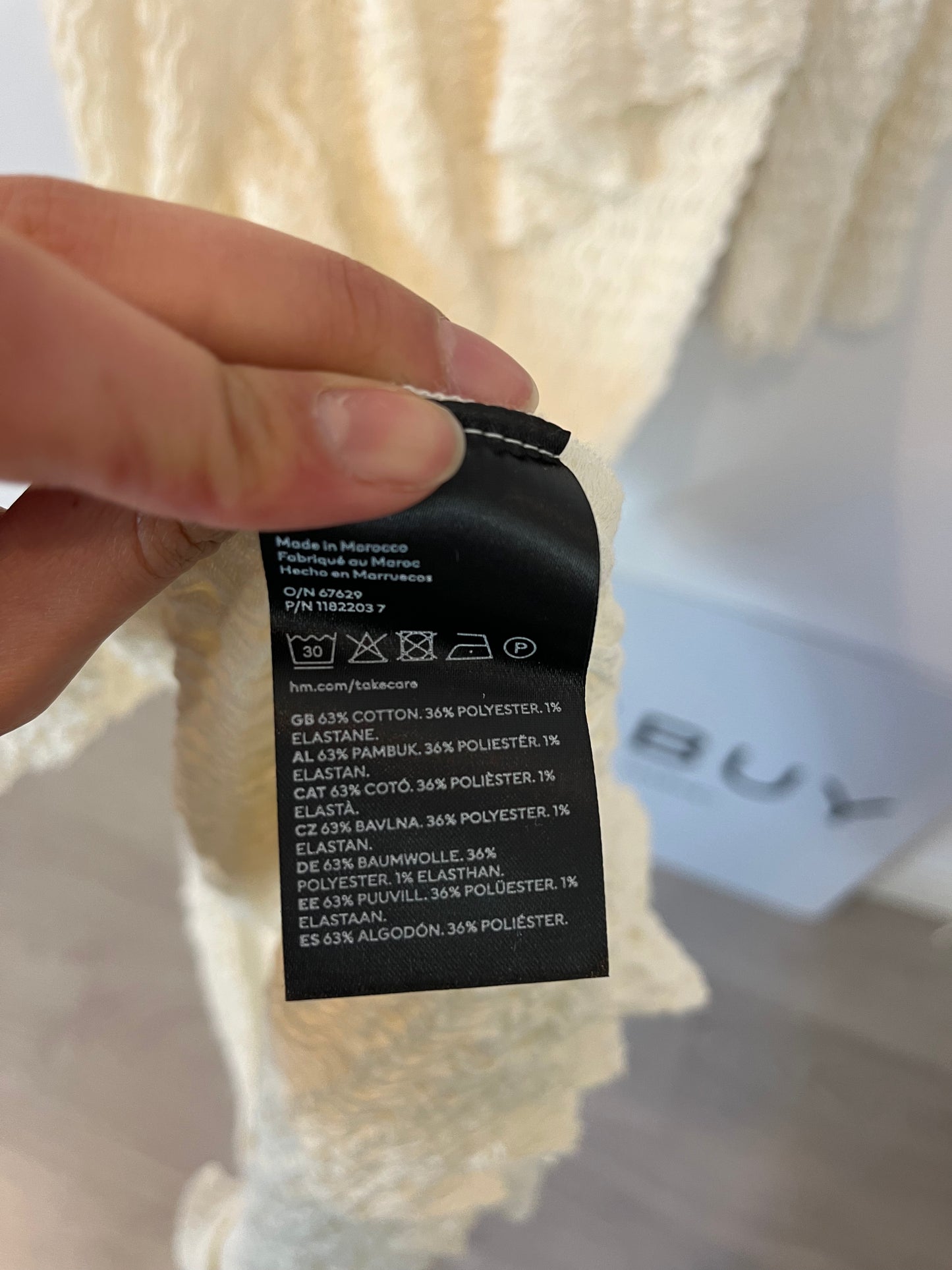 H&M. Vestido beige asimétrico textura T.s