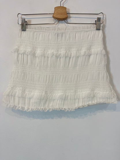 BERRHKA. White honeycomb skirt Tm