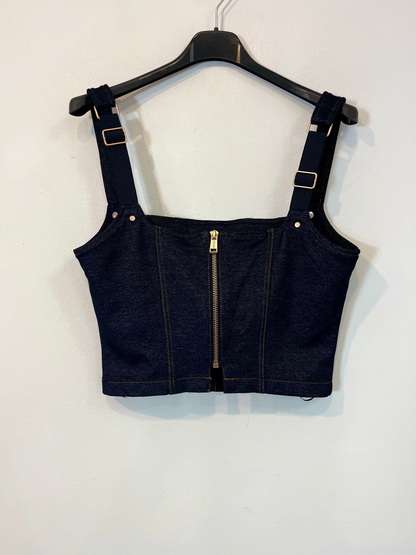 GUESS. Top elástico efecto vaquero. T.m