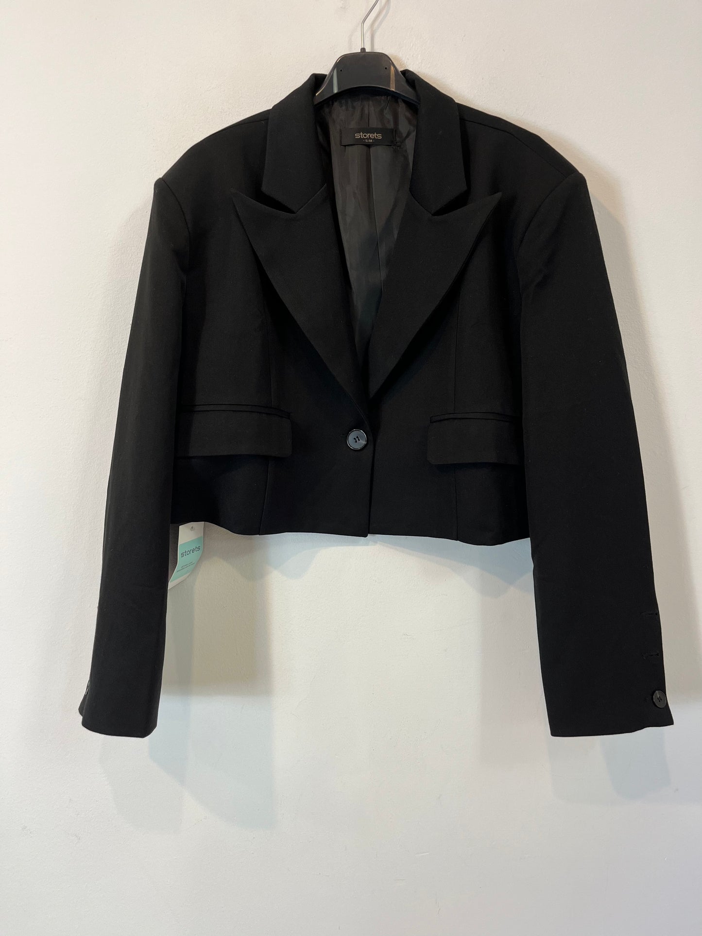 STORETS. Blazer cortita negra T.s/m