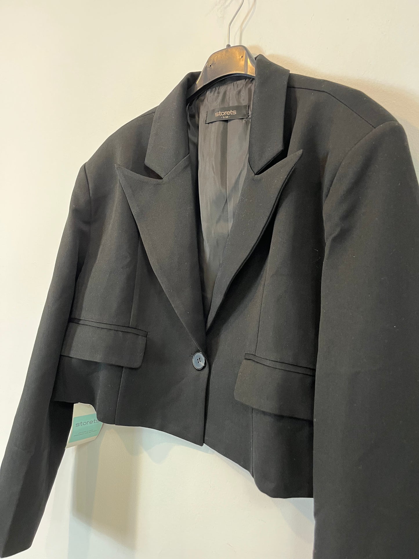 STORETS. Blazer cortita negra T.s/m