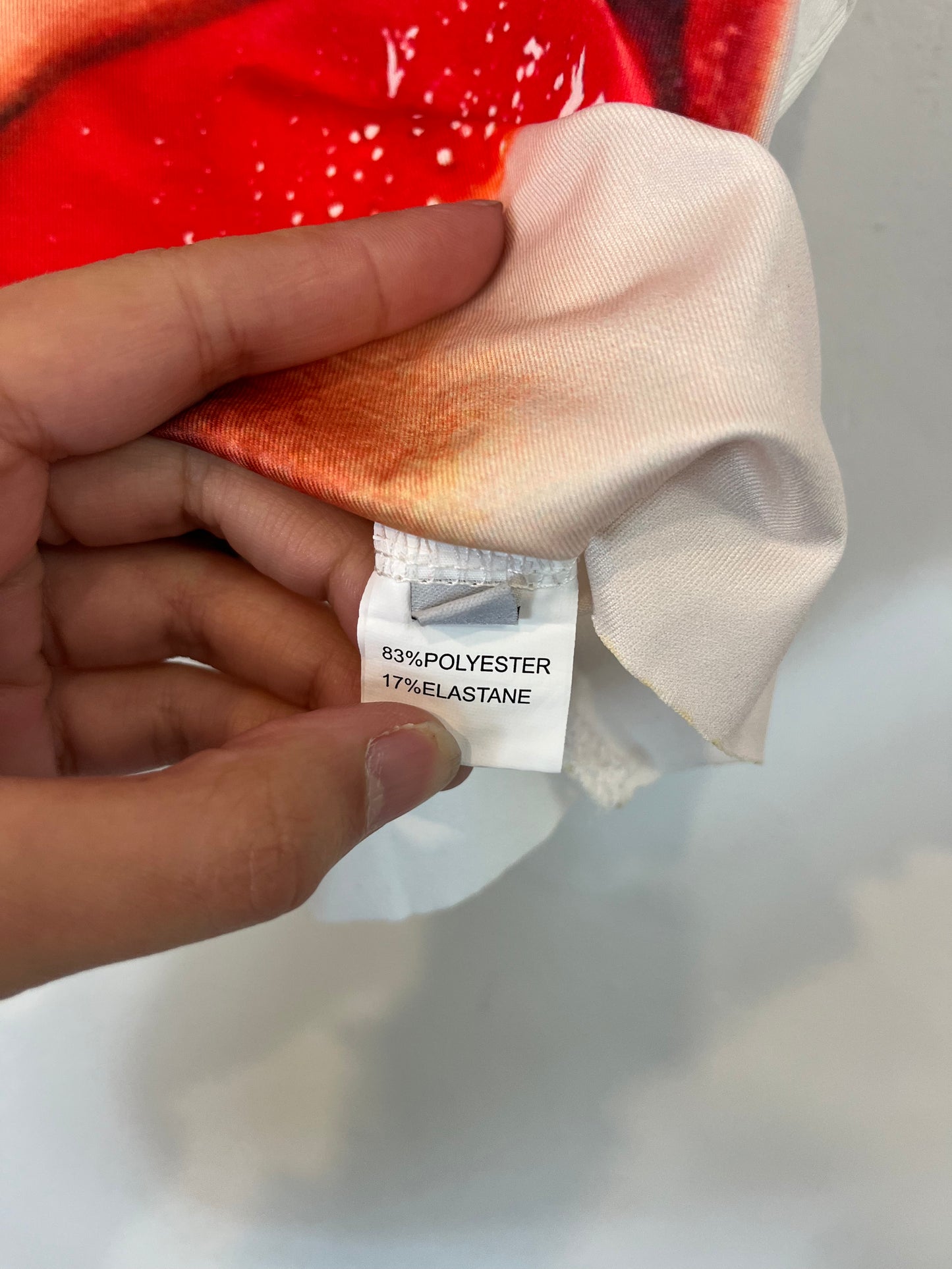 OTRAS. Top corto labios T.m