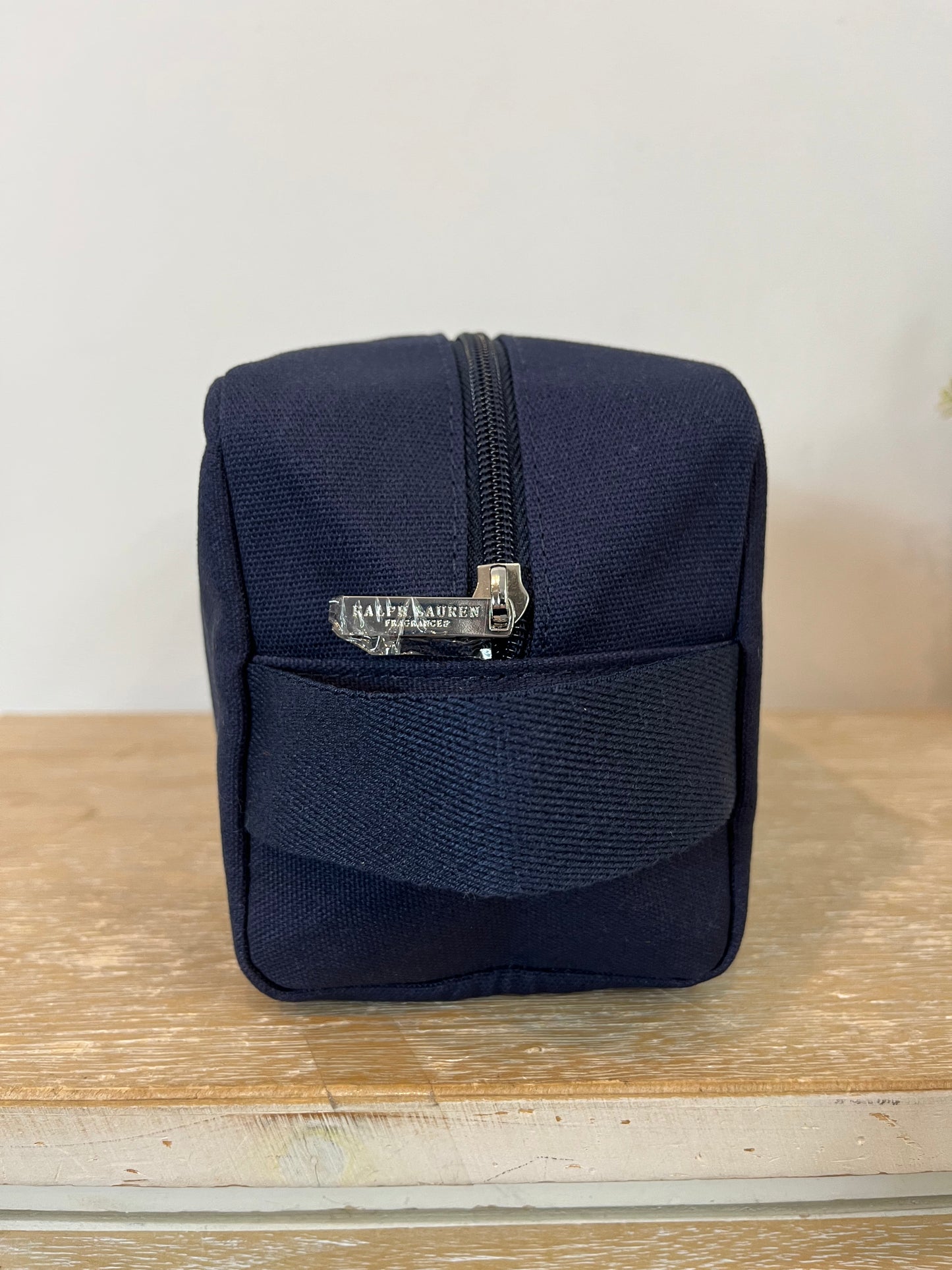 POLO RALPH LAUREN. Neceser azul letras