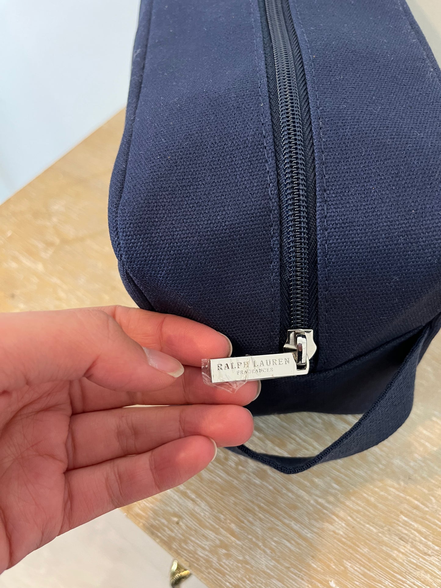 POLO RALPH LAUREN. Neceser azul letras