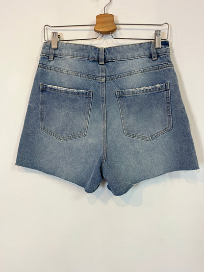 NEW LOOK. Denim short . T 38