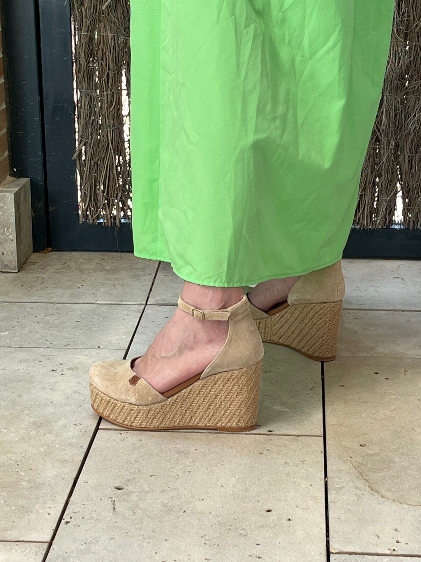 POPA. Beige leather wedges size 38