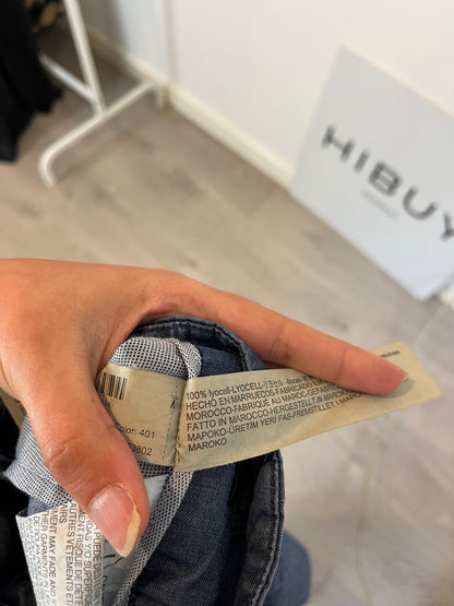 MASSIMO DUTTI. Bermuda denim fluido. T 38