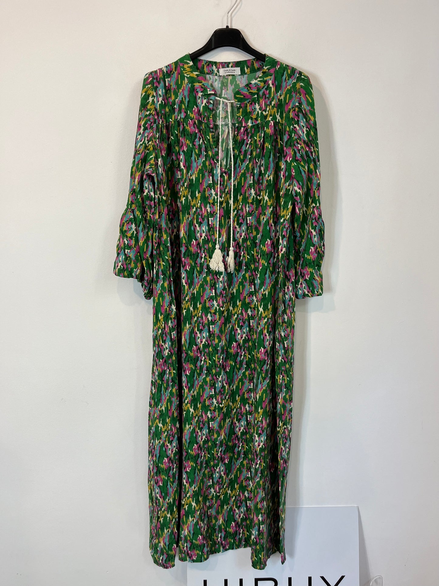 CARLA DI CARLA. Vestido largo verde estampado. T S