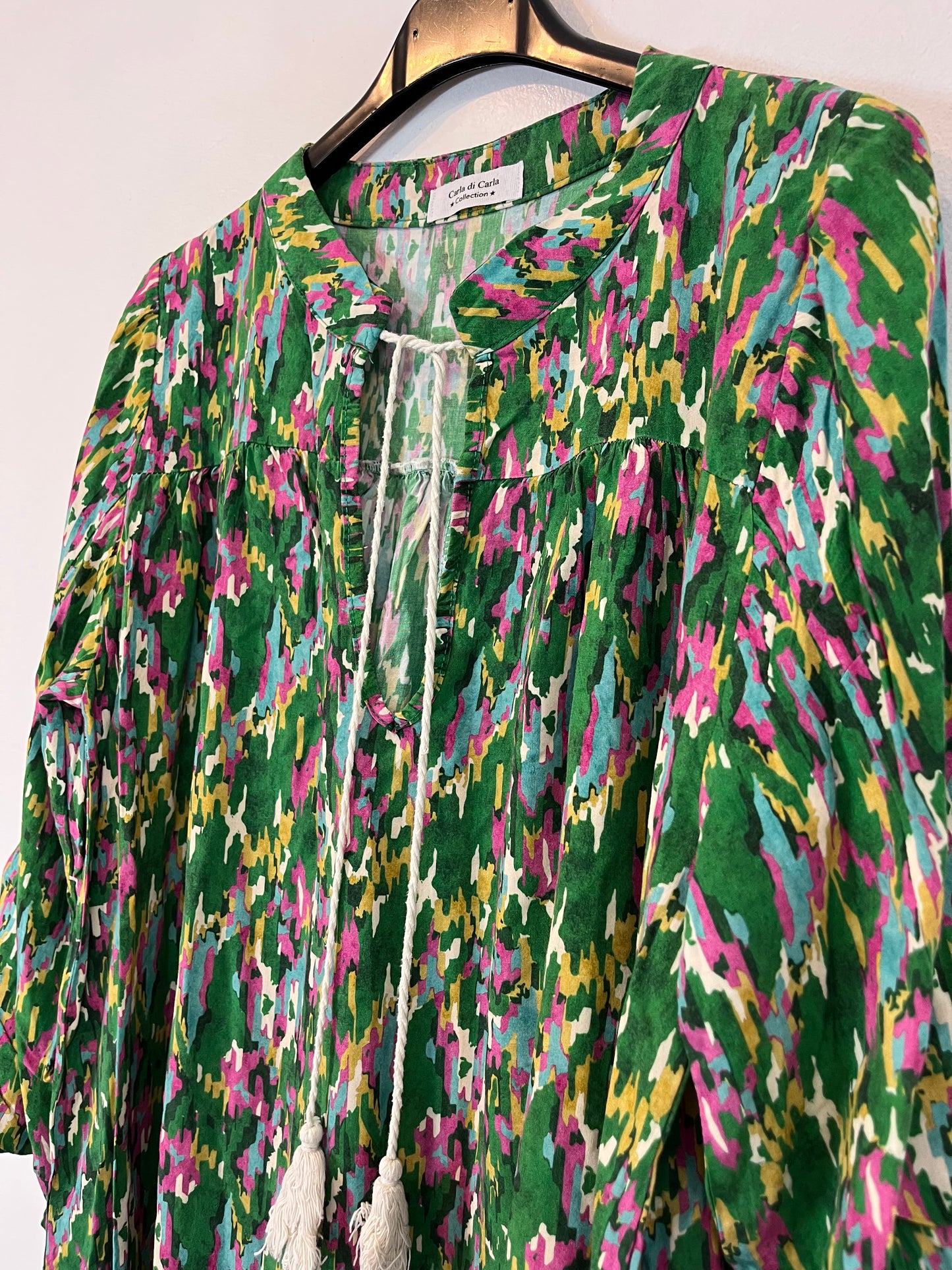 CARLA DI CARLA. Vestido largo verde estampado. T S