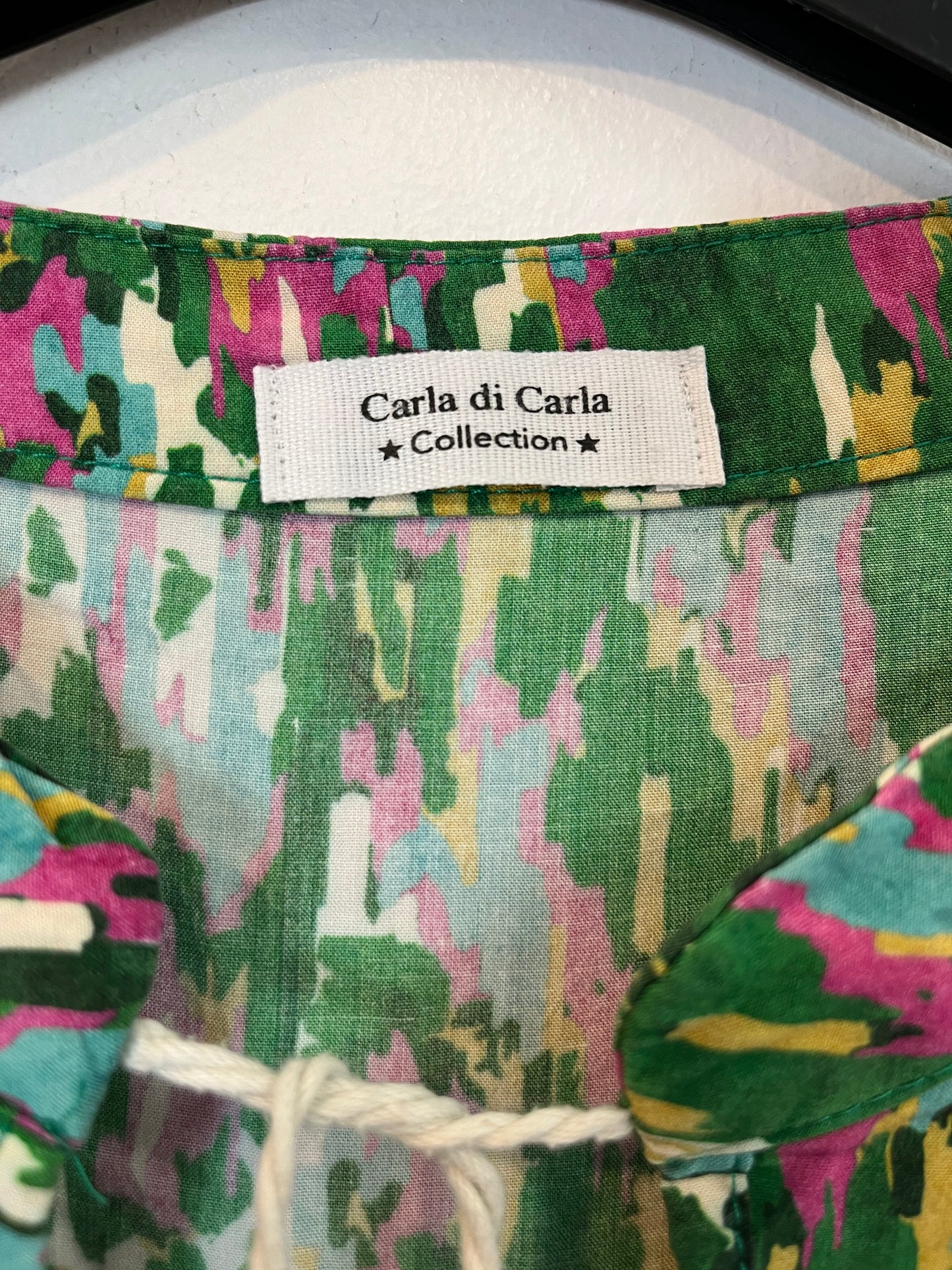 CARLA DI CARLA. Vestido largo verde estampado. T S