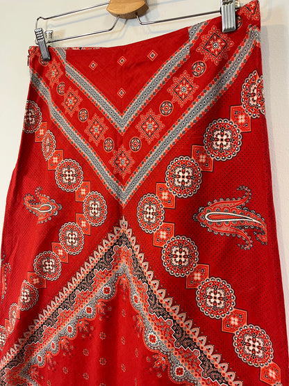 BURBERRY. Falda roja algodón. T 40