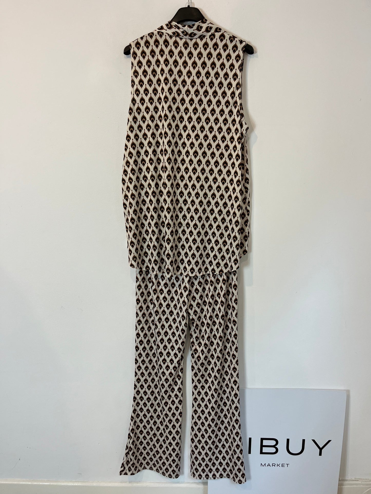 OTRAS. Conjunto punto elástico estampado. T S