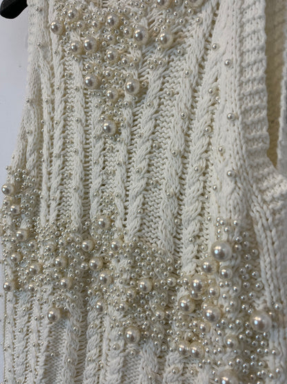 ZARA. Knit top with pearl detail. TS