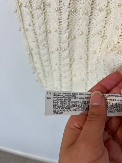 ZARA. Knit top with pearl detail. TS