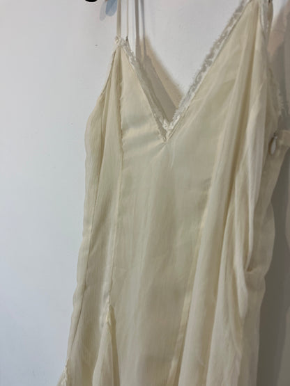 ZARA. Vestido corto gasa y encaje. T S