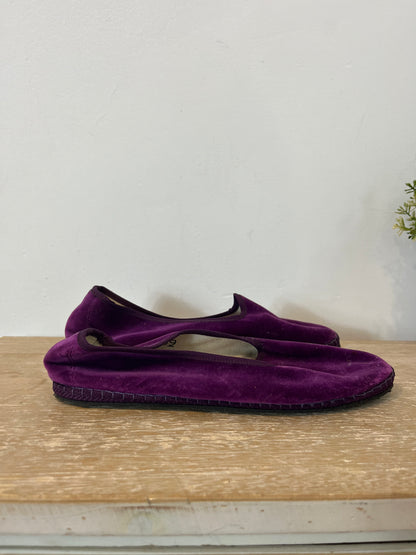 CAYUMAS. Bailarinas terciopelo moradas. T 38