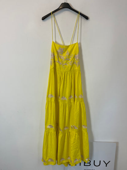 COOSY. Vestido amarillo bordado  T.s