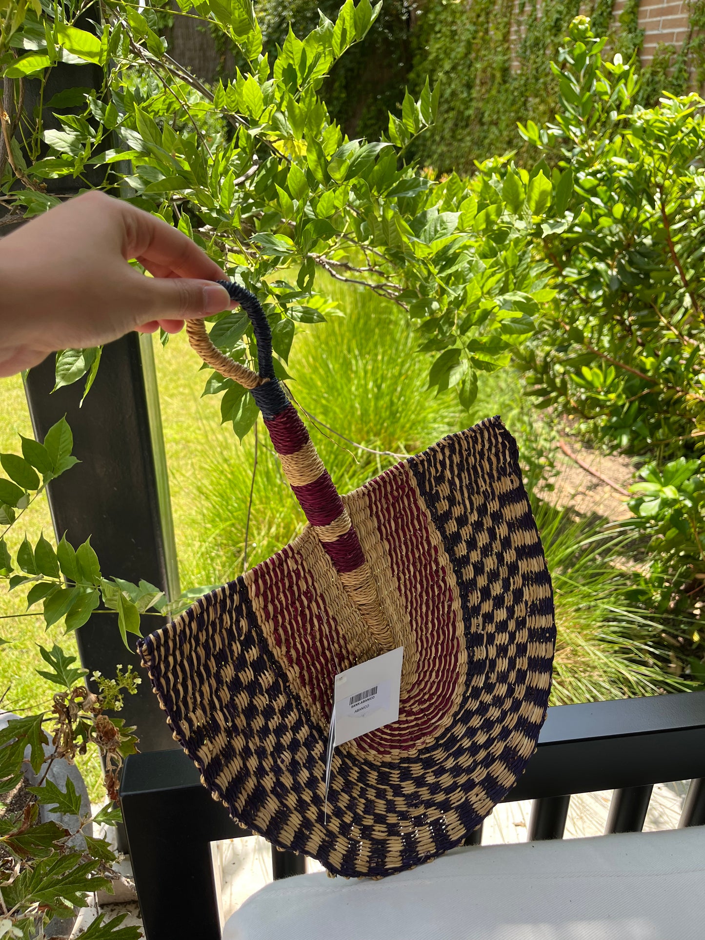 AQUITANIA. Pai pai rafia