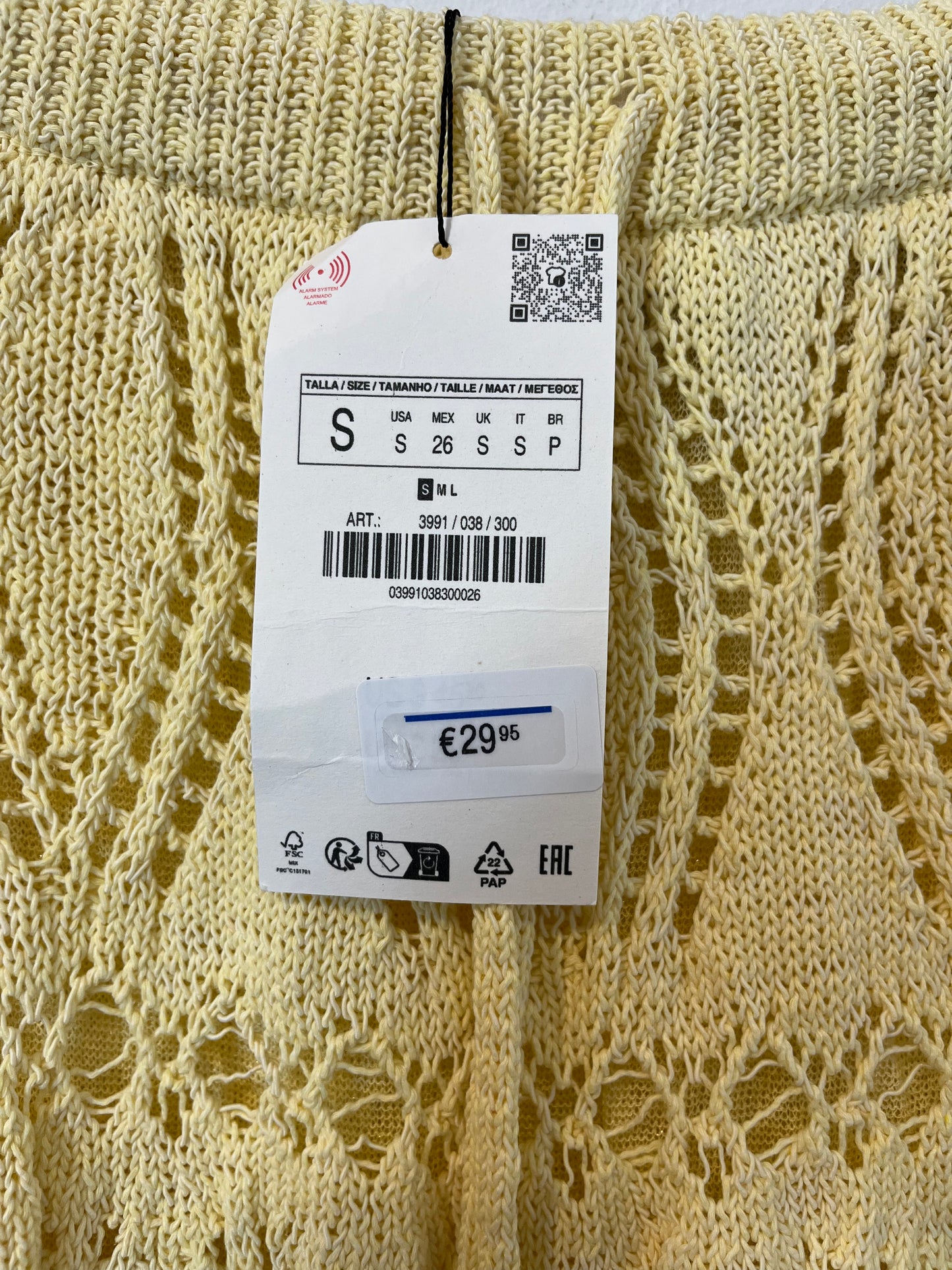 ZARA. Long crochet skirt. TS